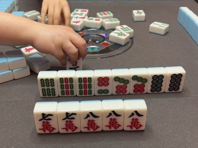 打牌吧游戏大厅手机版(欢乐麻将旧版本7873)